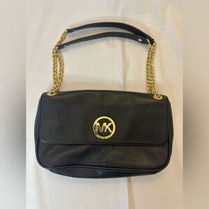 Michael Kors purse black leather gold chain shoulder flap fulton small bag
